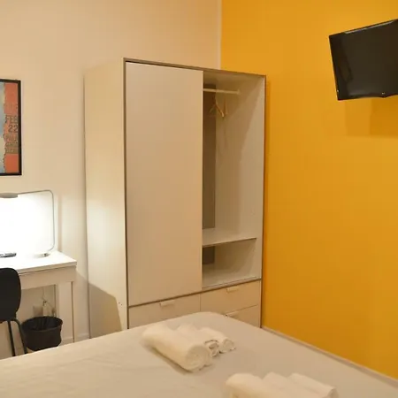 Guest house Need Is Rome