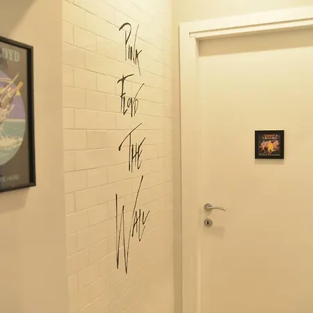 Need Is Guest house 2*
